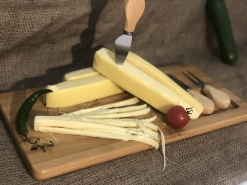 Yağlı Dil Peyniri 500 GR