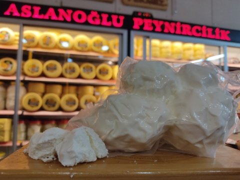 Vakumlu Erzincan Keçi Tulum Peyniri 500 Gr