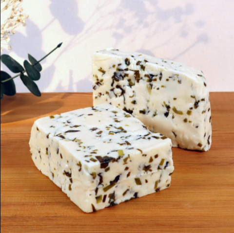 Otlu Peynir  300 gr