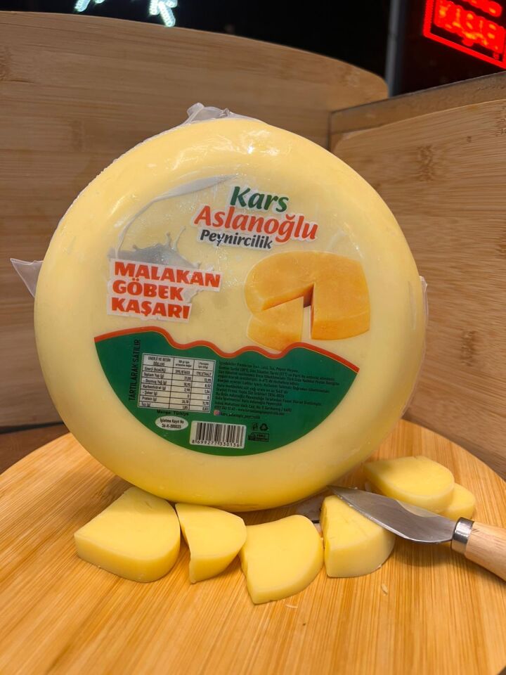 KARS MALAKAN GÖBEK KAŞAR PEYNİRİ ŞİRDEN MAYALI 1 KG