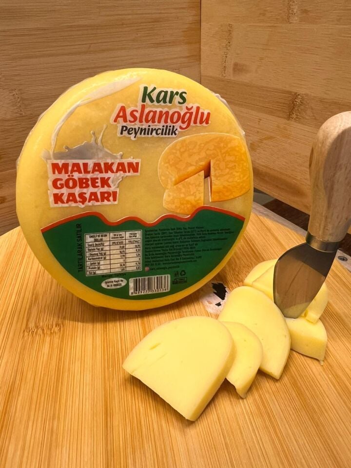 KARS MALAKAN GÖBEK KAŞAR PEYNİRİ ŞİRDEN MAYALI 500 GR