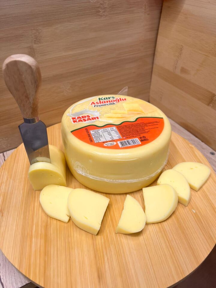 KARS TAZE KAŞAR PEYNİRİ ŞİRDEN MAYALI 1 kg