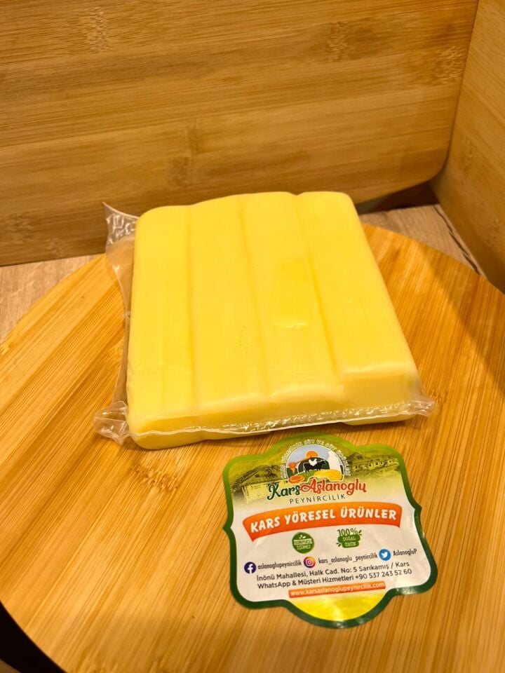 KARS YAĞLI DİL PEYNİRİ ŞİRDEN MAYALI 500 gr