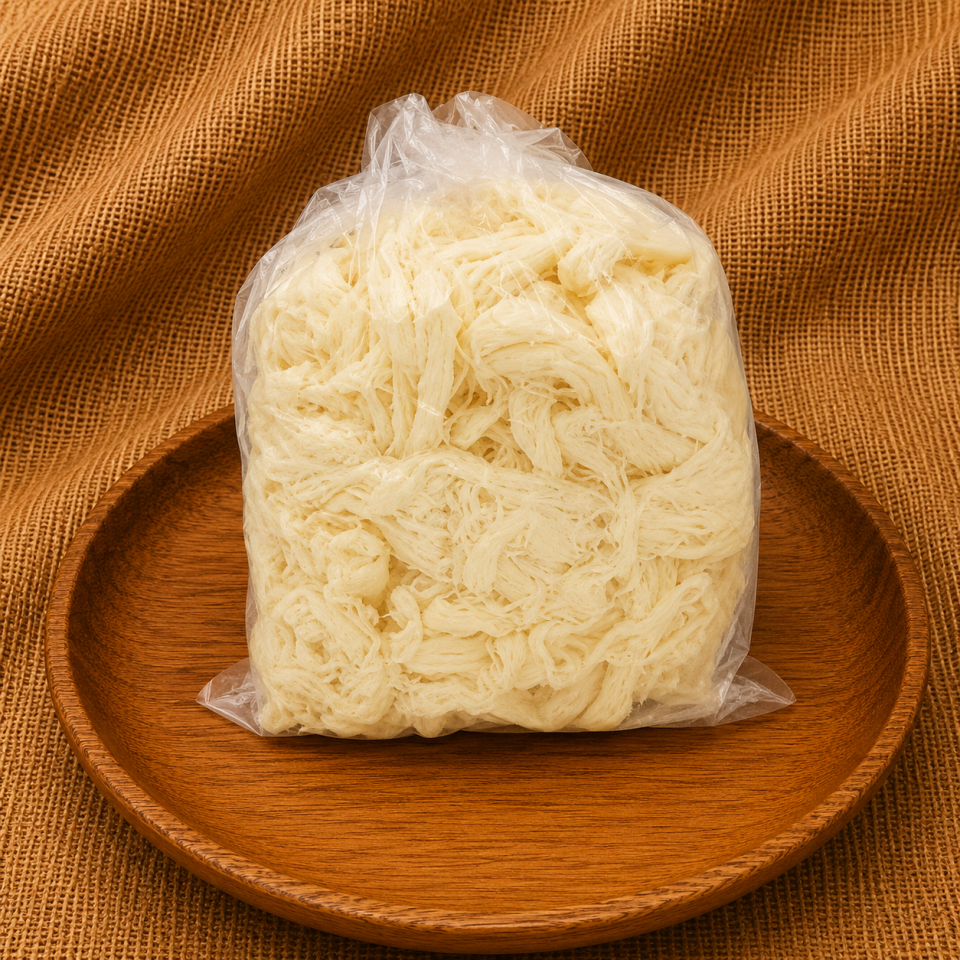 KARS YAĞSIZ BEYAZ ÇEÇİL PEYNİRİ VAKUMLU 1 KG