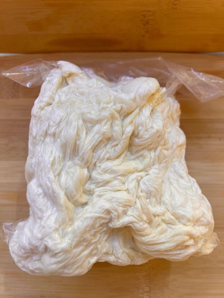 KARS YAĞSIZ BEYAZ ÇEÇİL PEYNİRİ VAKUMLU 1 KG